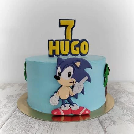 Tarta azul infantil inspirada en Sonic